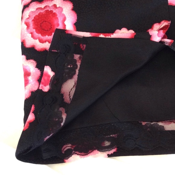 Trina Turk 100% Silk Sleeveless Sheath Dress, Sz 4 - Picture 5 of 8